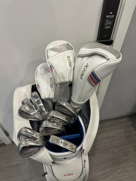 小吴二手全新女士xxio高尔夫套杆型号:mp1100 杆身硬度:碳素L级 木杆3支，铁杆7支（6789pAS)原装正品(原装包二手推杆)二手货品不退不换 运费卖家负担（顺丰寄付）