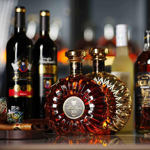 热卖中！！【免费试喝2瓶 赠海马刀1枚】【法国原瓶进口】XO威士忌干红6件套礼盒（白兰地700ml*2瓶+威士忌700ml+红酒750ml*2瓶+冰白500ml）拍3箱规格加赠一樽两杯 商品图10