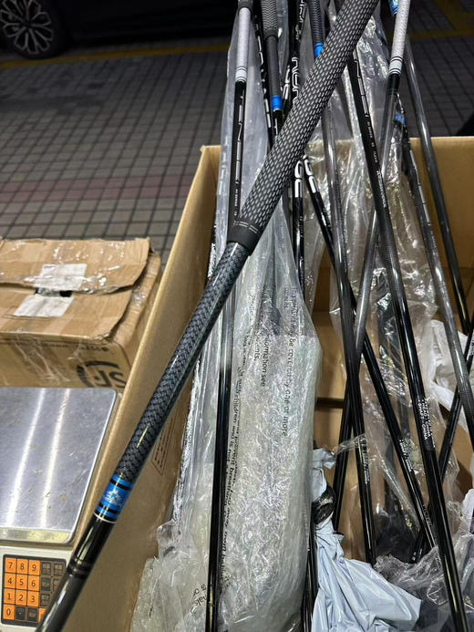 小吴二手全新男士Titleist高尔夫球道木 型号:TSi3杆身硬度:碳素75 S级 原装正品二手货品不退不换 运费卖家负担（顺丰寄付） 商品图3
