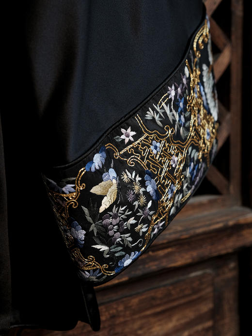 盛唐牡丹|手绣花窗花鸟真丝外套 商品图11