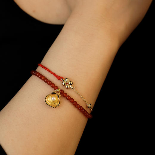 含晖· 招财小金贝红玛瑙珠串手链 商品图8