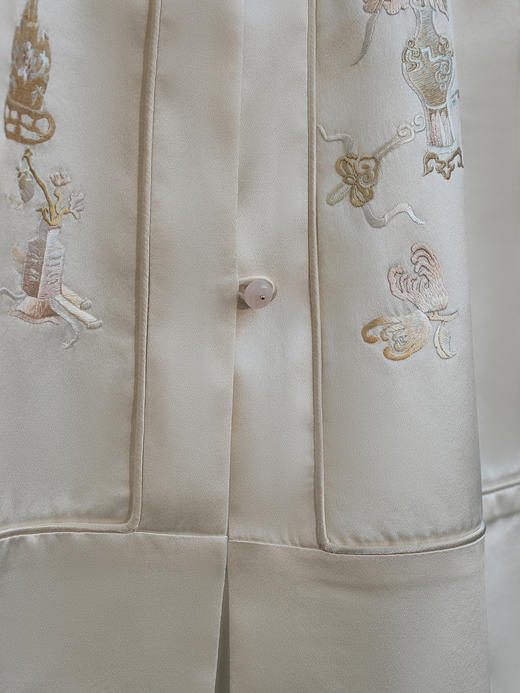 盛唐牡丹|博古宝瓶纹手绣真丝马甲 商品图2