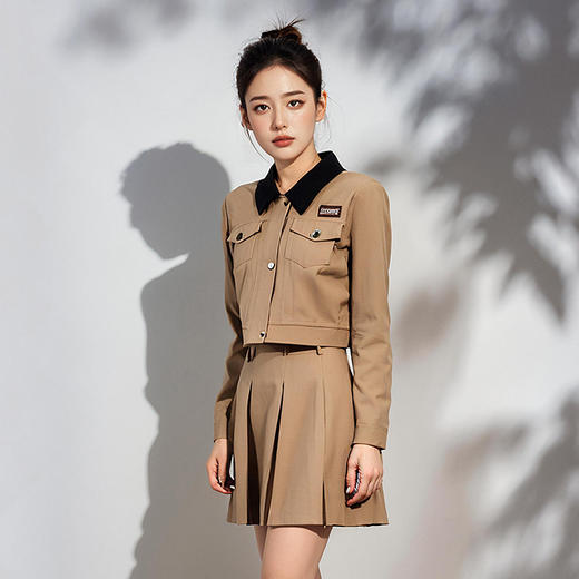 奢姿大码女装2025春季气质翻领两件套胖妹妹时尚轻奢休闲简约套装9951992802 商品图4