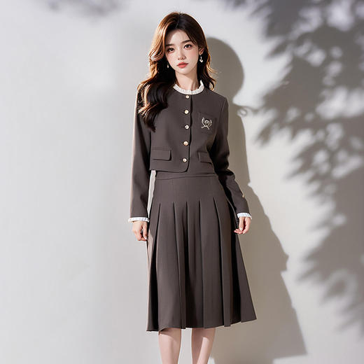 奢姿2025年春季新款大码女装法式学院风套装胖妹妹气质半裙两件套9951930008 商品图1