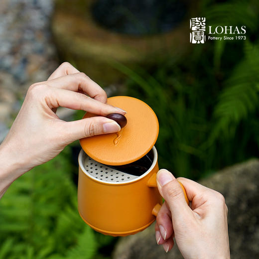 【彼达思】陆宝新品平安永结蛇年盖杯 富贵红 新春礼盒 商品图1