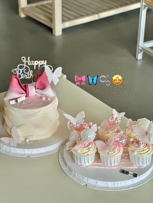 蝶恋花 · 奶油霜蛋糕 商品图0