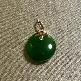 18K玫瑰金和田玉（碧玉）镶钻吊坠--包包/双面圆豆形12*14mm/菠菜绿