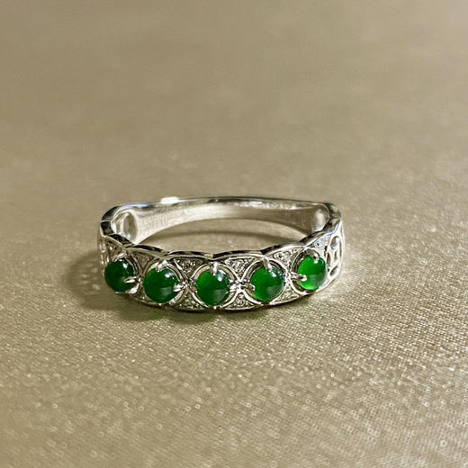 18K白金镶钻翡翠指环戒/半珠2.5mm*5（圈口请备注留言） 商品图0
