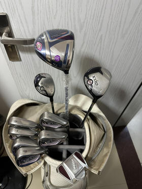 小吴二手女士xxio高尔夫套杆 型号:mp700 杆身硬度:碳素L级 木杆3支(一木mp1100全新）铁杆6支（6789pAS)原装正品，球包以氧化，推杆一支,货品不退不换 运费卖家负担（顺丰寄付）