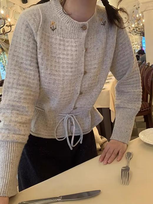 浮生八记/24D207/复古北欧手工钩针花朵华夫格针法系带毛衣 商品图0