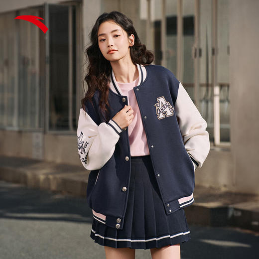安踏【关晓彤同款】易打理复古加厚棒球服夹克女士外套162518701S 商品图2