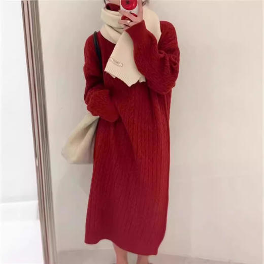 新年战袍鸿运外套红色本命年长款红色毛衣裙女式秋冬2025新款过膝加厚麻花高领针织毛衣连衣裙 商品图2