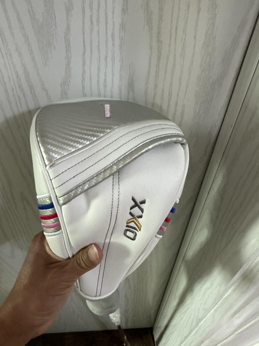 小吴二手全新女士xxio高尔夫球杆一号木型号:mp1100 杆身硬度:碳素L级 原装正品(原装杆套，原装杆身)二手货品不退不换 运费卖家负担（顺丰寄付) 商品图6