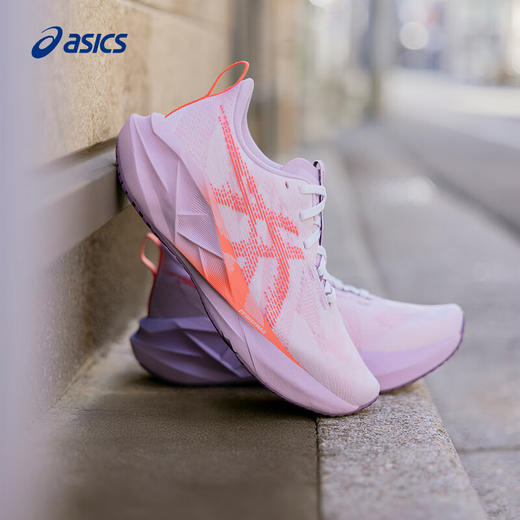 ASICS 亚瑟士 NOVABLAST 5女款跑步鞋马拉松运动鞋轻量缓震透气回弹 商品图0
