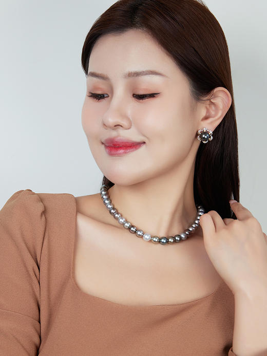 【挚友限定】18K金孔雀绿珍珠钻石耳夹11-12mm 繁花 商品图2