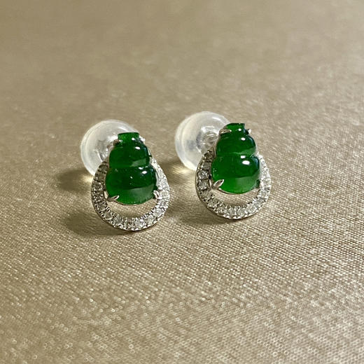 18K白金满钻翡翠葫芦耳饰/5*6mm 商品图0