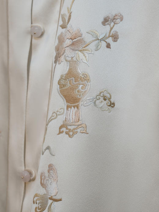 盛唐牡丹|博古宝瓶纹手绣真丝马甲 商品图3