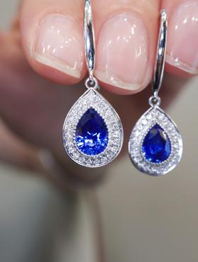 2.02ct刻面蓝宝石耳钩耳坠