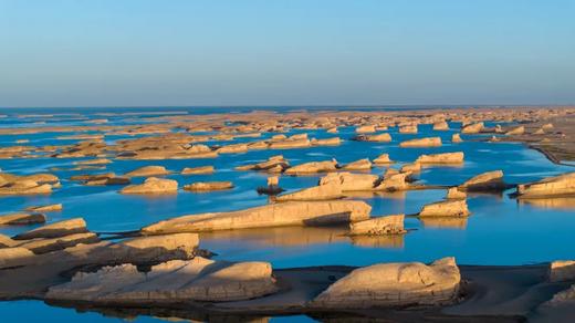 青海“秘境”黑独山、胭脂山、艾肯泉、茫崖、察尔汗盐湖、水上雅丹、俄博梁&小众雅丹地貌9天摄影团 商品图12