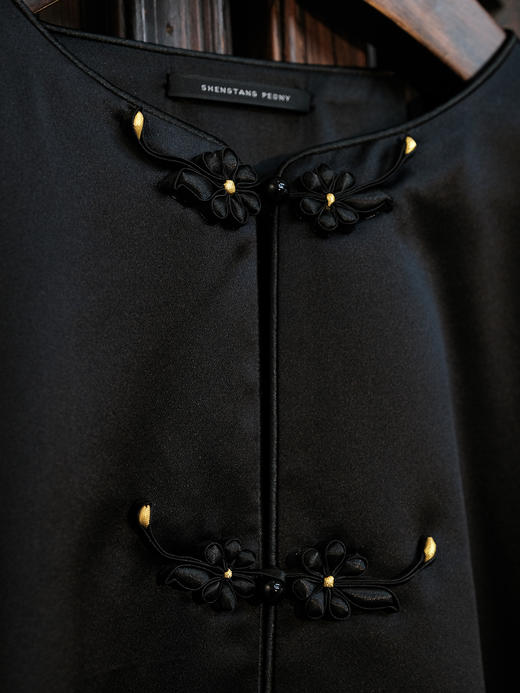 盛唐牡丹|手绣花窗花鸟真丝外套 商品图8