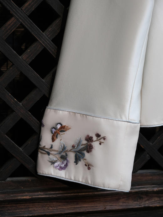 下架|盛唐牡丹|缠枝牡丹手绣真丝外套 商品图5