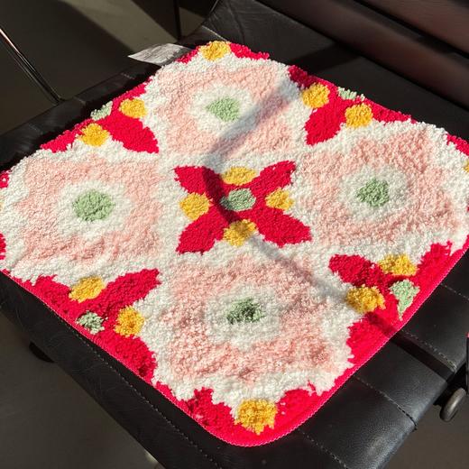 敦煌【宝相花植绒坐垫】植绒坐垫保暖椅子垫复古 办公室坐垫 商品图4