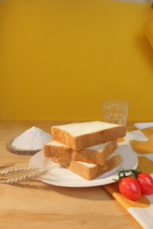 //【天鲜萌0添加黄油厚切吐司 】高品质原料，安全新鲜0添加 ✅精心调配牛奶和奶粉的比例，鲜牛奶添加量≥25% ✅鲜奶和面，还添加脱脂奶粉，奶香更浓郁 ✅进口安佳黄油添加量≥15% 商品图7