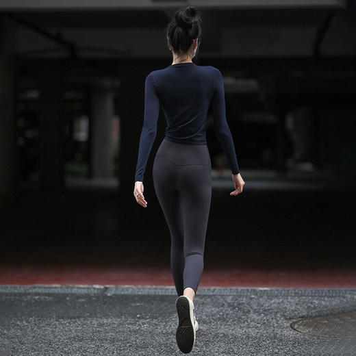 Beemen无缝一体织固定杯瑜伽服上衣秋冬季打底运动长袖 商品图4