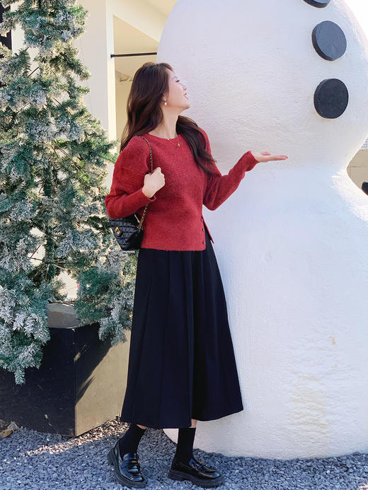 【百图lulu定制】【斜扣花纱毛衣】 复古花纱纱线   斜开扣  软软糯慵懒毛衣 商品图7