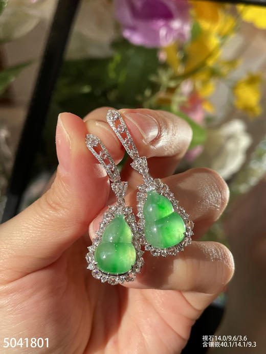 5041801，葫芦耳坠。具体价格微信咨询 商品图3