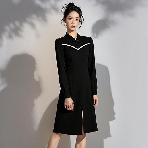 奢姿2025年春季新款大码女装气质镂空领复古连衣裙胖妹妹裙子9931852614 商品图3