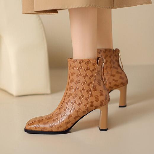 【预售5天】法式复古高跟显瘦靴真皮方头粗跟短靴女秋冬单靴通勤小皮靴子PLGZ&D124-7 商品图1