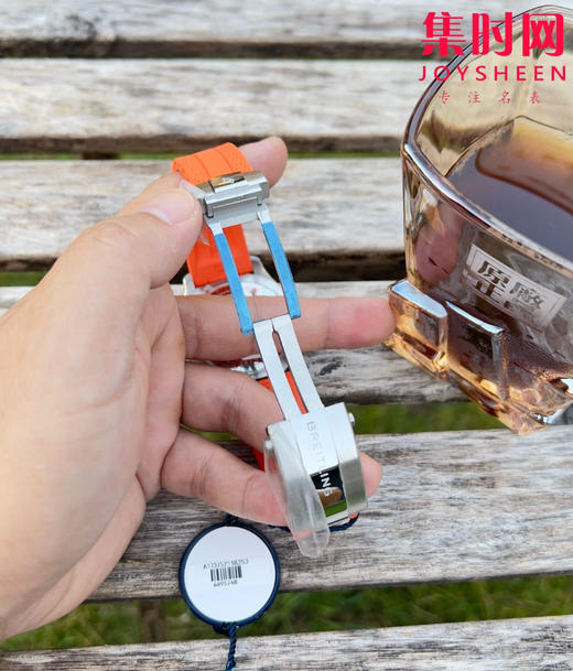 新款到货 BLS百年灵超级海洋彩虹盘男士腕表，外观方面更具时尚新潮魅力 商品图7