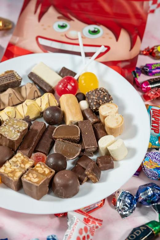 【4斤混糖新年礼盒】【新年糖果】俄罗斯进口高端混合巧克力糖果4斤装包邮 商品图4