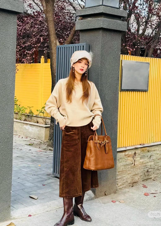 MiuMiu新款爆款中古托特包来袭AventureNappa皮革手袋&大号（MM） 商品图5