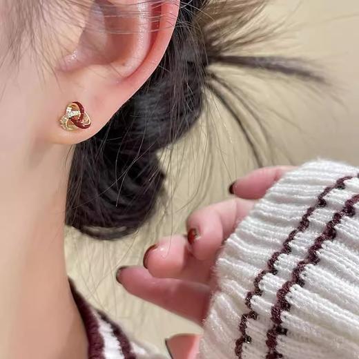 雀说银针红色三角环绕耳钉女小众设计感闪钻耳环时尚气质耳饰高级小巧AL1116 商品图1