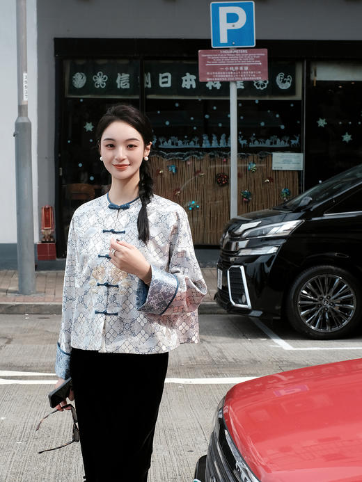 东方境X郭培| 牡丹刺绣提花新中式外套-灰蓝 商品图2