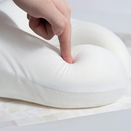 Hugo Boss低回弹护颈枕 HBZX-015 商品图3