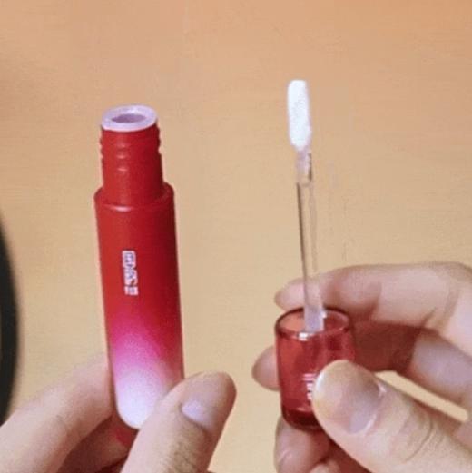 【买一送一仰仰专享 国韵唇部精华霜】唇膏让唇部体验面部级SPA护理 五维唇部保护盾， 中国发明专利 商品图0