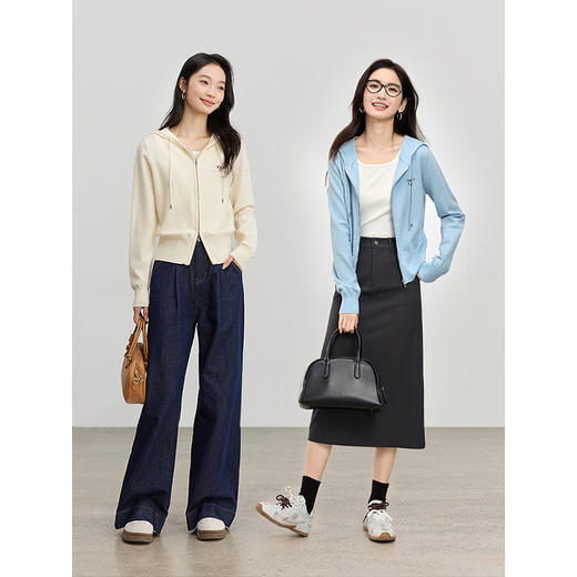 【五折购】熙世界双拉链连帽针织开衫2025春秋新款女装休闲风毛衫外套上衣 商品图2