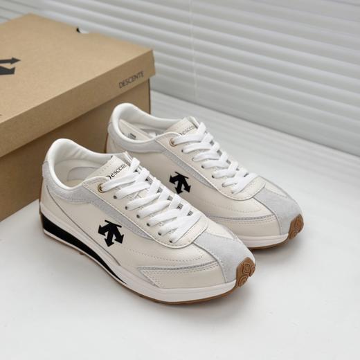 点此购买 迪桑特高尔夫系列CHRON RACER男女款头层皮面运动休闲鞋 98 308022 商品图5