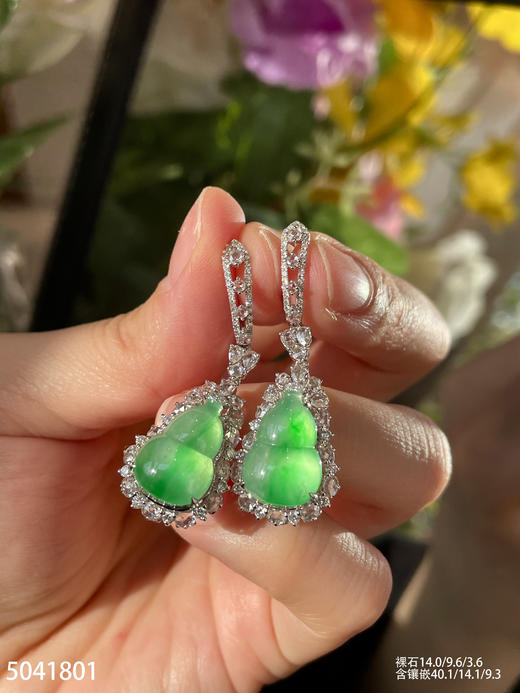 5041801，葫芦耳坠。具体价格微信咨询 商品图2