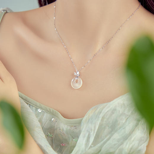 【蝶报平安】S925银福字蝴蝶平安扣和田玉白玉髓项链【JHY-N001857B】 商品图1