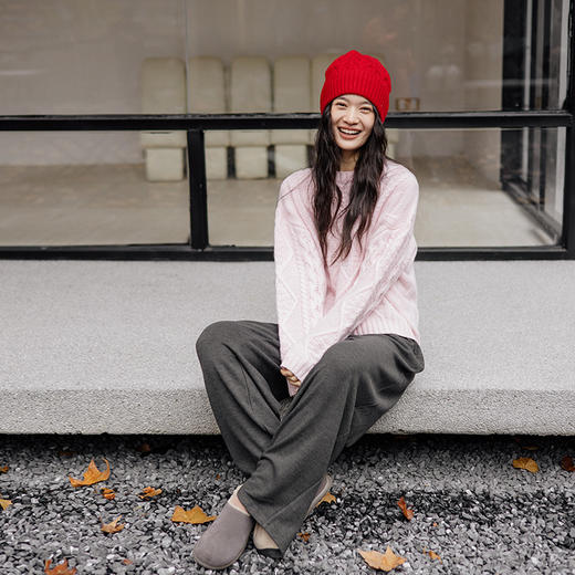 绽放011朵/100羊毛绞花针织上衣女复古棒针落肩慵懒蓝色套头毛衣 商品图3