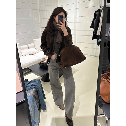 ROMI STUDIO“美拉德”休闲立体裁剪茶棕色灯芯绒长袖衬衣 23AWW011 商品图1