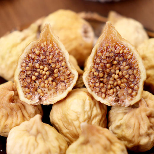 云南无花果干  天然黄体酮   自然风干自然着色  哺乳期孕妇适用   颗粒饱满均匀 入口蜜饯醇香 甜而不腻  一吃不忍停口 商品图5