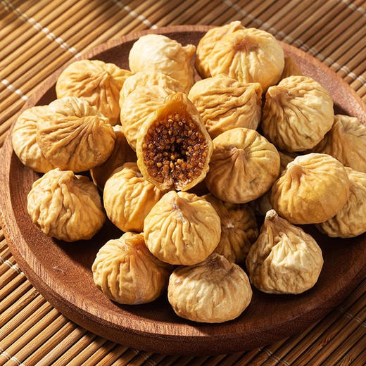 云南无花果干  天然黄体酮   自然风干自然着色  哺乳期孕妇适用   颗粒饱满均匀 入口蜜饯醇香 甜而不腻  一吃不忍停口 商品图1
