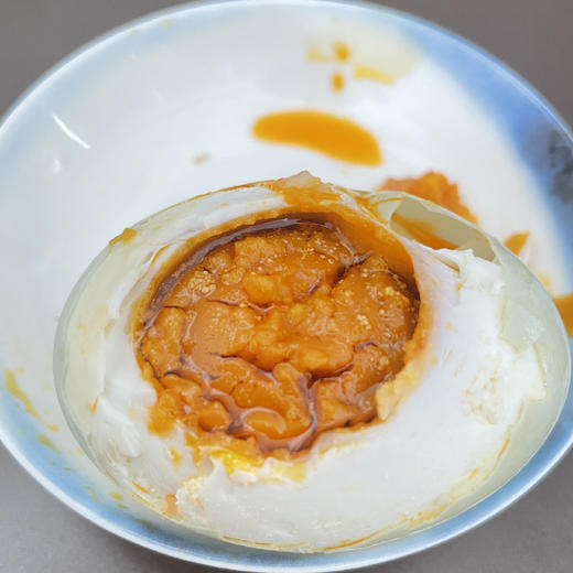 三客游 烤海鸭蛋 流油 开袋即食 70g/枚 商品图6