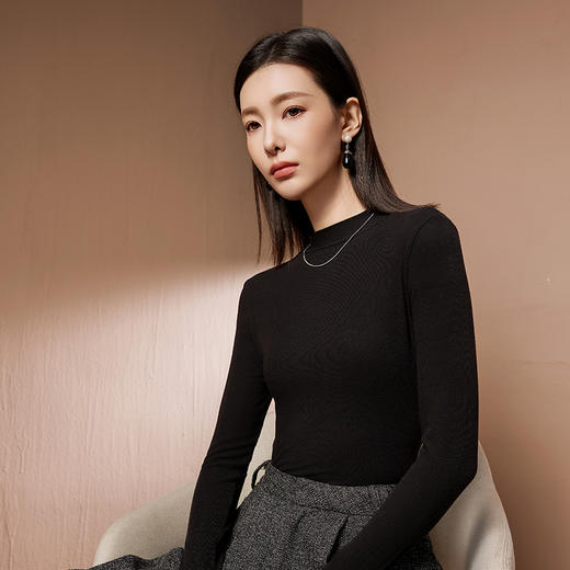 I'd爱帝【桑蚕丝】莱赛尔纯色小高领长袖女秋冬百搭打底衫 商品图4
