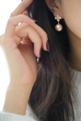 金珠耳饰「干枯玫瑰钻石四叶草」